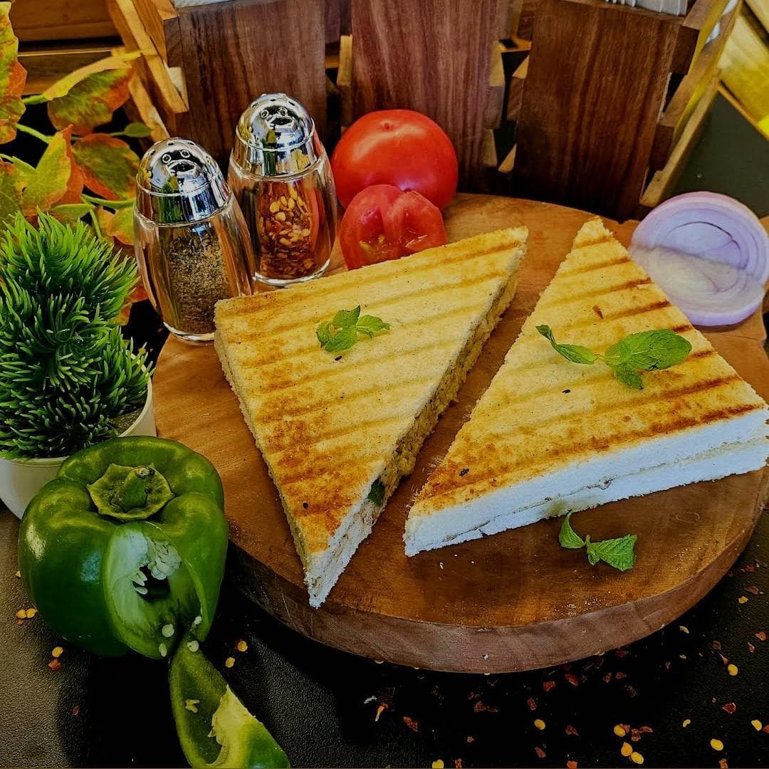 ThrusTea Cafe